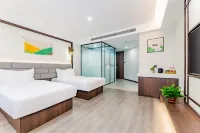 Lange Homestay Hotel (Hohhot Shuaijiaying Subway Station) Hotels in Jinqiao Economic Development Zone/Pengxin jinyoucheng  mall