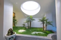 Green No. 19 Hotel (Nanyang Seventh Road Wollonggang Store)