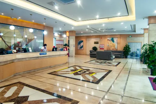 GreenTree Inn Hotel (Cangzhou Longnan Wanda Plaza)