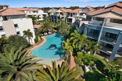 Sandcastles on the Broadwater Hotel di Helenvale