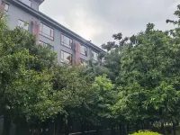 Jianshui Chengfa Business Hotel (Guangci Lake Store)