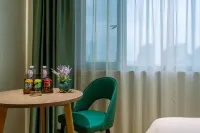 Yueli Garden Hotel (Xiangyang Minfa Commercial Plaza Branch)​ - 4성급