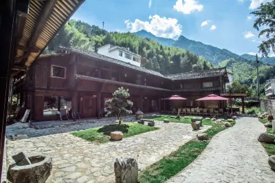 Xiangchuang Yanqi Homestay Отели рядом с достопримечательностью «Сяо Цуй»