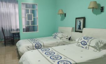 Xinjun Road Business Hotel