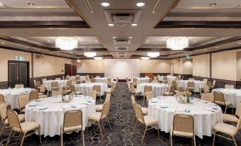 1. HOTEL GL..