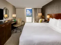 Sonesta Charlotte Lower South End Hotels near Executive Park