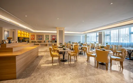 Vienna hotels （ Hebi sands international store） Отели в г. Хэби