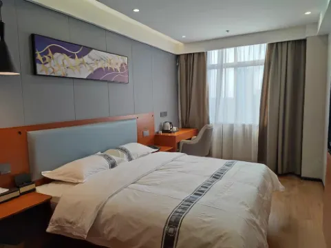 Durian Candy Select Hotel (Pizhou Taohua Island Qingnian East Road) Отели в г. Пичжоу