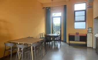 Luoping Huiwangge Huahai Homestay