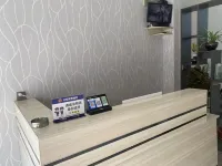 Junyao Hotel Baokang Hotels near Yaozhi River Scenic Area