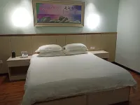 Nanzhang Jinzhong Xiangqing Holiday Hotel - parcheggio