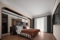 East Lake Joyful Homestay - Mountain view
