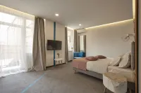 City Nest Modern & Cozy Suites