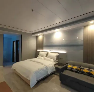 Huainan Blue Whale Hotel Hotels in Bagongshan District