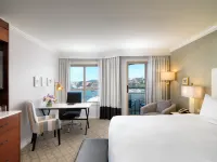 Hotel Grand Pacific - balcony