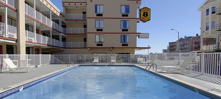 Super 8 by Wyndham Atlantic City Hotels in Atlantic City