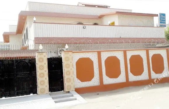 蘇庫爾新印度河酒店