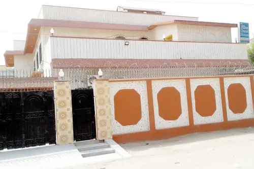 New Indus Hotel