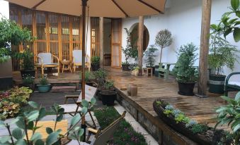 Shaxi Ancient Town JXJ Garden Inn