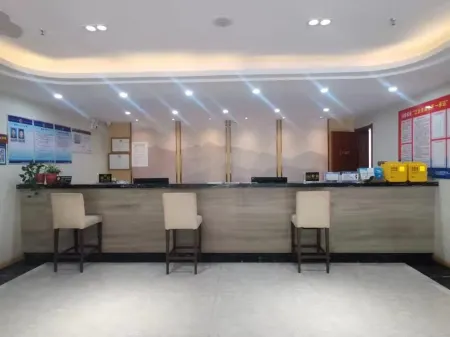 Yuan Ambrose Hotel Отели в г. Юаньань