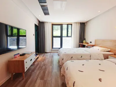 Soho Kanas Hotel (Jiadengxuan) Hotels near Kanas Tuva Village