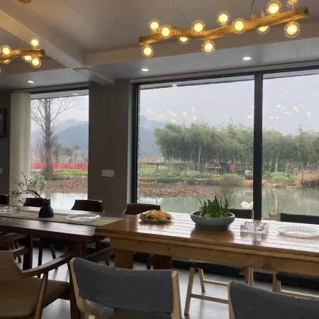 Huqinshe Inn