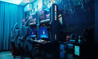 Auspicious E-sports Hotel
