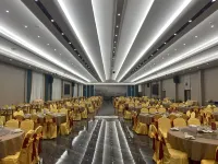 Lufeng Longshan Hotel