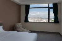 Haiyan TT E-sports Business Hotel (Haiyan Economic Development Zone)