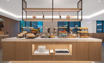 HanTing Hotel (Xiamen Airport Wuyuan Bay)