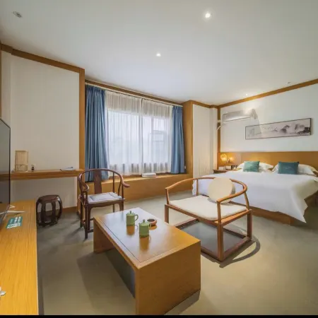 Fengcheng Chunqiu Xiaozhu lnn