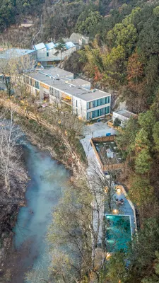 Yueyin Huali Homestay (Yudong Scenic Area)