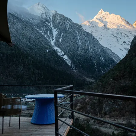 Yubeng Tibetan Mid-Levels ZGlamping Wild Luxury Tent