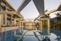 PUER HEYUAN REHABILITATION CENTER - Pools