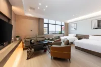 Hanchuan Baoli Hotel (Huayi Branch)