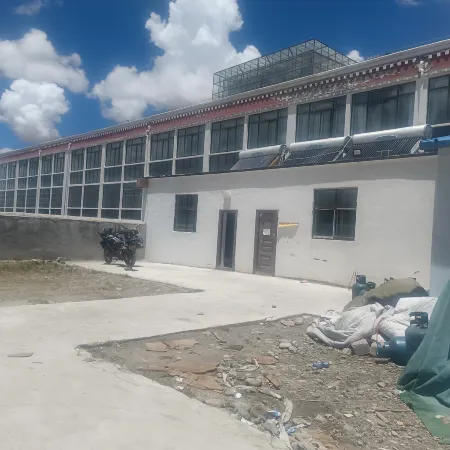 Purang Sanxia Hotel