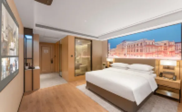 Vienna International Hotel ( Wenzhou South Railway Station & Olympic Sports Center Flagship Store)
