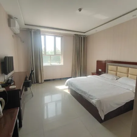 Alar Hongyuan Business Hotel