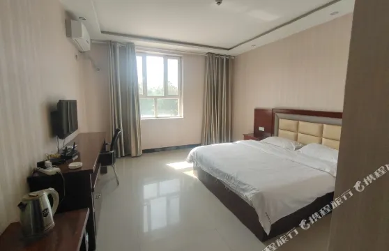 阿拉爾鴻源商務賓館（五團鎮店）