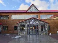 Ketohai Swan Home