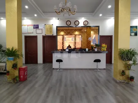 Yinjiang Xingxing Hotel Отели рядом с достопримечательностью «Dasheng Dun Yingmei Lake Scenic Area»