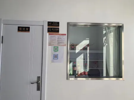 Daqing Youyi Hotel Отели рядом с достопримечательностью «Longfeng Wetland»