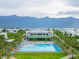 Popular Premium Hotels in Phu Loc