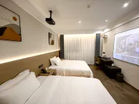 Minjiang Lakeside Hotel