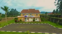 Hakyiri B&B Hôtels à : Rubanda