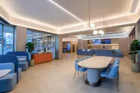 HanTing Hotel (Xuzhou Yunlong Lake Gongnong Road Subway Station) - 2-Star