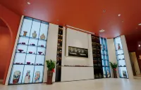 Stay Hotel (Jingdezhen People's Square Yuyao Factory)