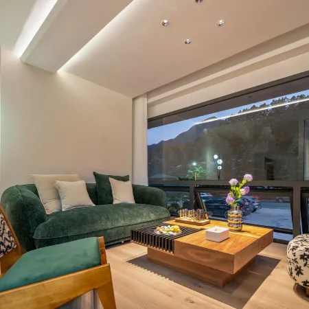 Lao Junshan H · Terrace Hotel (Zhongling Cableway Branch)