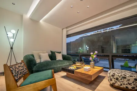 Lao Junshan H · Terrace Hotel (Zhongling Cableway Branch) Отели в г. Луньчуань