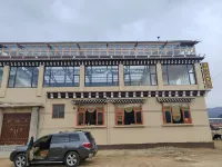 Xiangge Shanju Homestay Các khách sạn gần Pudacuo National Park